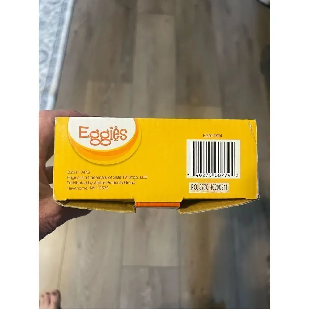 Eggies Hard Boiled Poached Egg Cooker w 6 Cookers and Bonus Separator New in Box